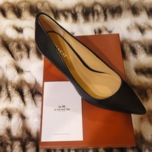 Coach Lacey soft shine calf black leather pump